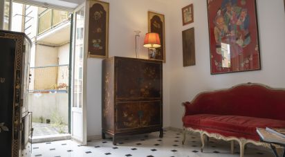 Four-room apartment of 109 m² in Genova (16161)