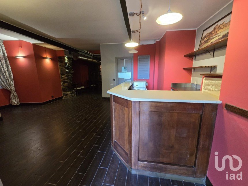 Ristorante di 120 m² in Genova (16128)