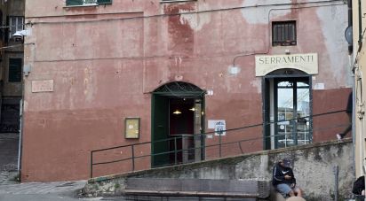 Negozio / locale commerciale di 120 m² in Genova (16128)