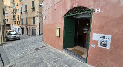 Negozio / locale commerciale di 120 m² in Genova (16128)