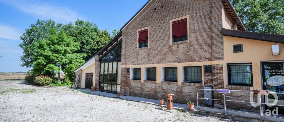 Hotel-ristorante di 442 m² in Massa Fiscaglia (44025)