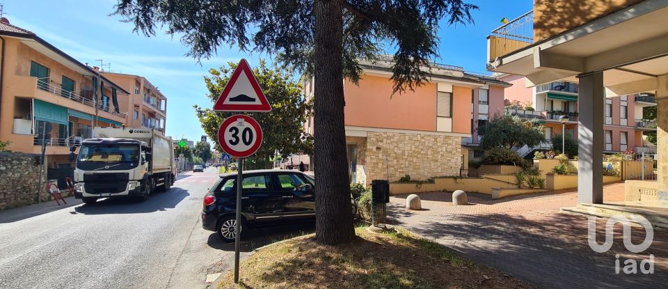 Parking of 36 m² in Loano (17025)