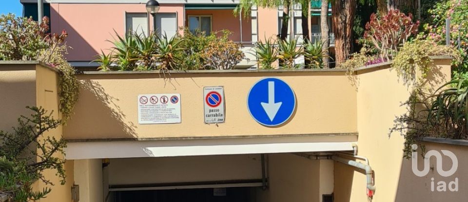 Parking of 30 m² in Loano (17025)