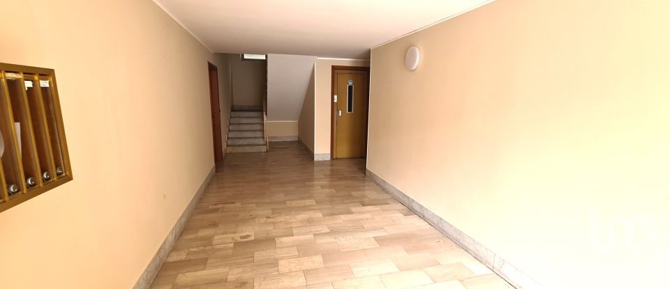 Hotel 3 rooms of 60 m² in Varazze (17019)