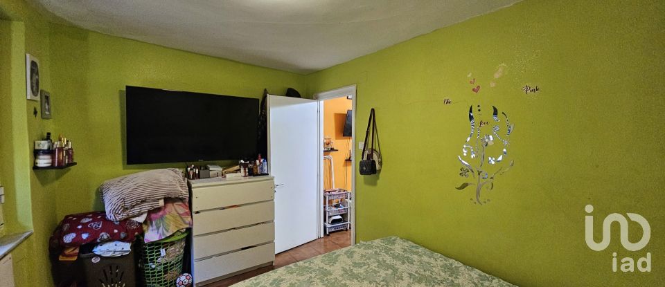 Two-room apartment of 35 m² in Genova (16127)