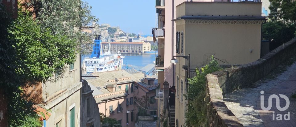 Two-room apartment of 35 m² in Genova (16127)