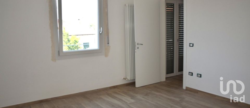 Three-room apartment of 90 m² in Ravenna (48124)