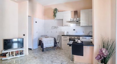 Four-room apartment of 62 m² in Genova (16138)