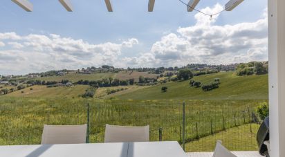 Casa indipendente / Villa 8 locali di 209 m² in Filottrano (60024)