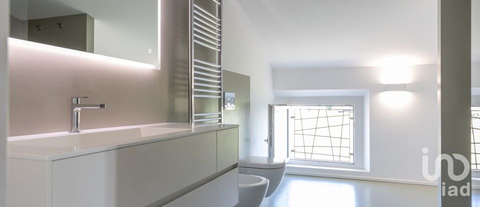 Casa 8 locali di 209 m² in Filottrano (60024)