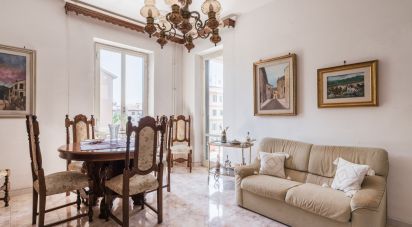 Three-room apartment of 87 m² in Roma (00174)
