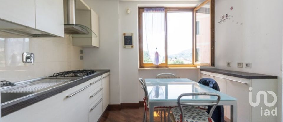 Three-room apartment of 70 m² in Sant'Olcese (16010)