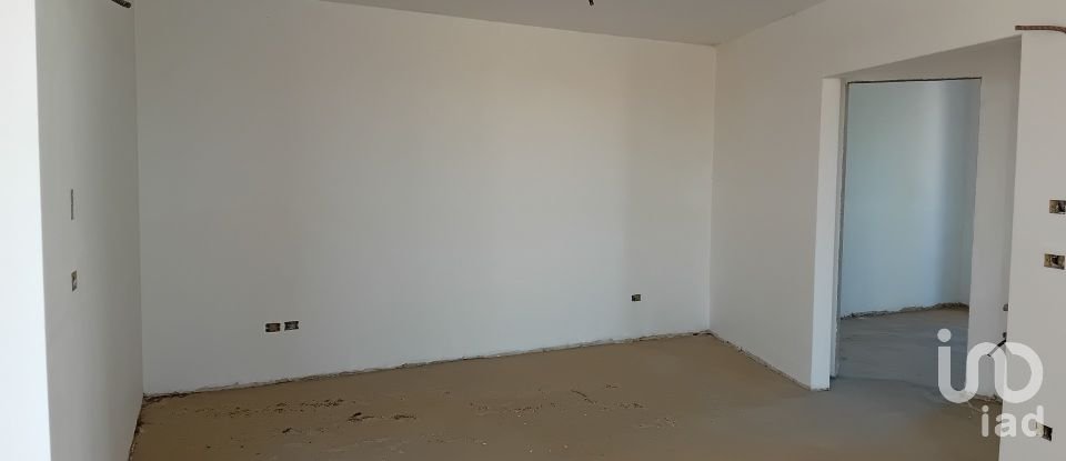 Villa 7 locali di 195 m² in Alliste (73040)