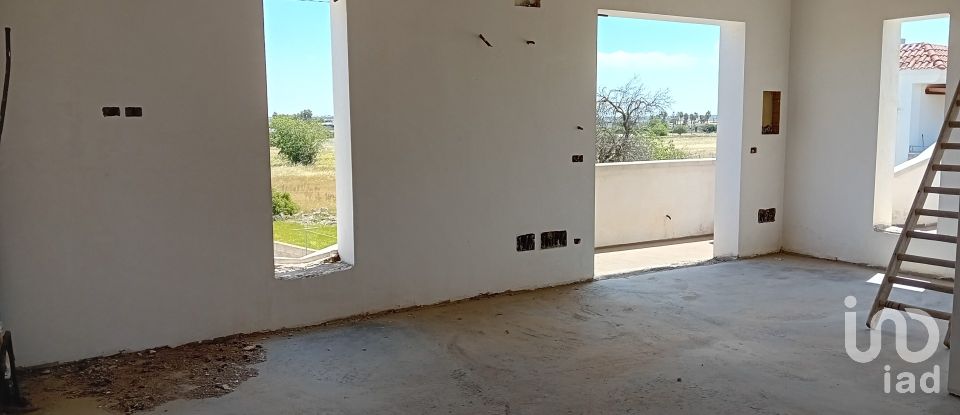 Villa 7 locali di 195 m² in Alliste (73040)