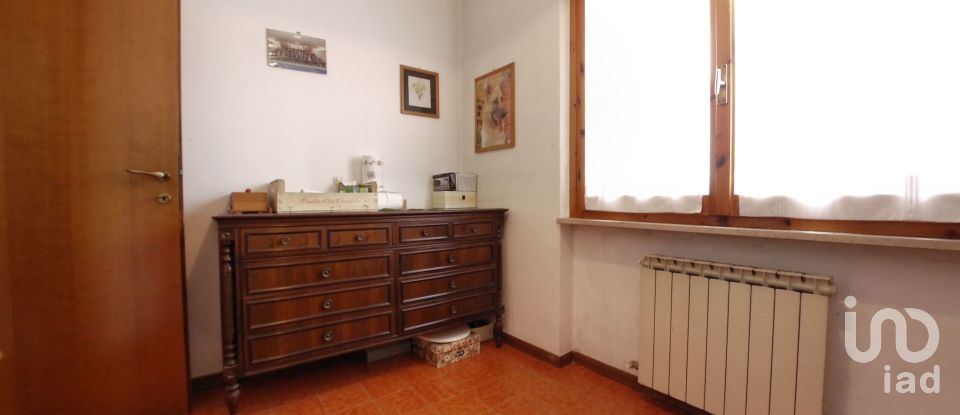 Three-room apartment of 70 m² in Mondavio (61040)