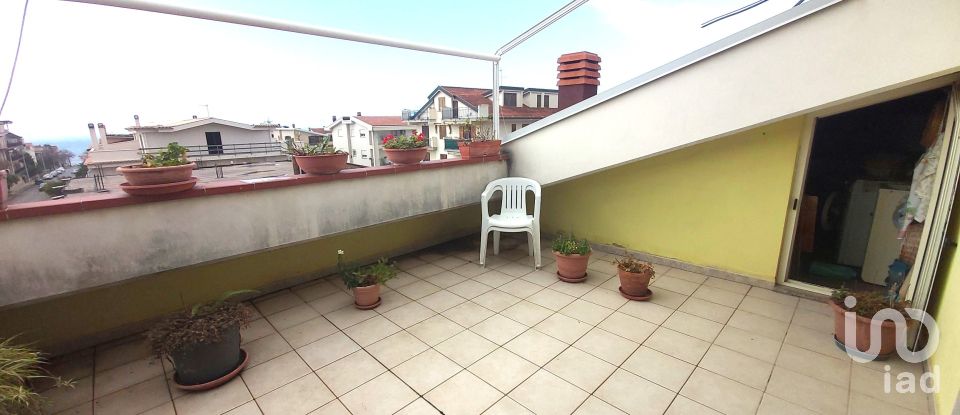 Appartamento 6 locali di 90 m² a Amantea (87032)