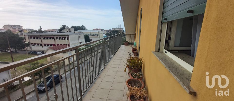 Appartamento 6 locali di 90 m² a Amantea (87032)