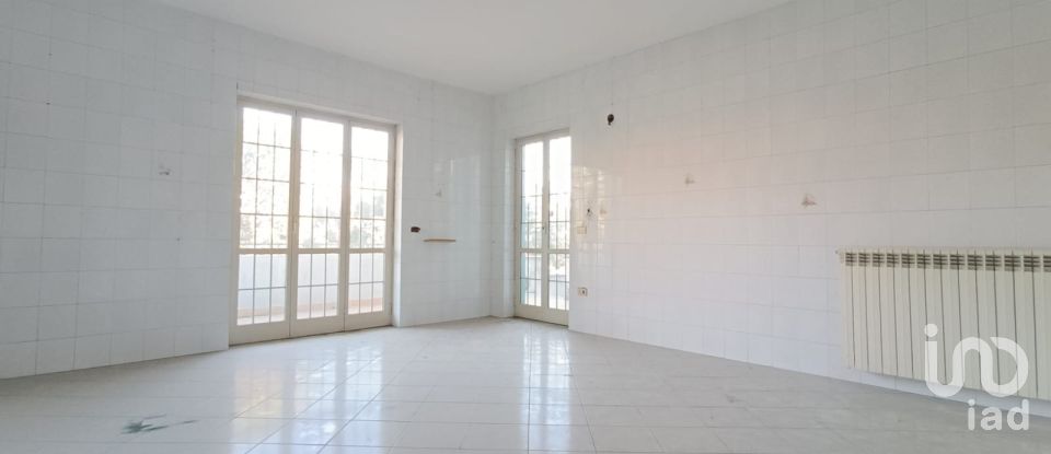 Casa 5 locali di 165 m² in Qualiano (80019)