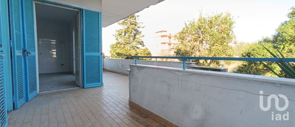 Casa 5 locali di 165 m² in Qualiano (80019)