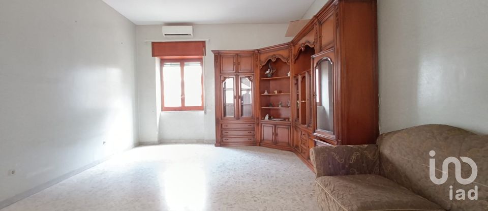 Bilocale di 50 m² a Villaricca (80010)