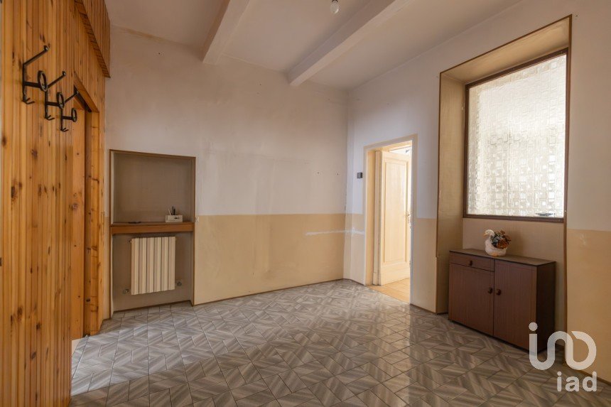 Apartment 5 rooms of 93 m² in Osimo (60027)