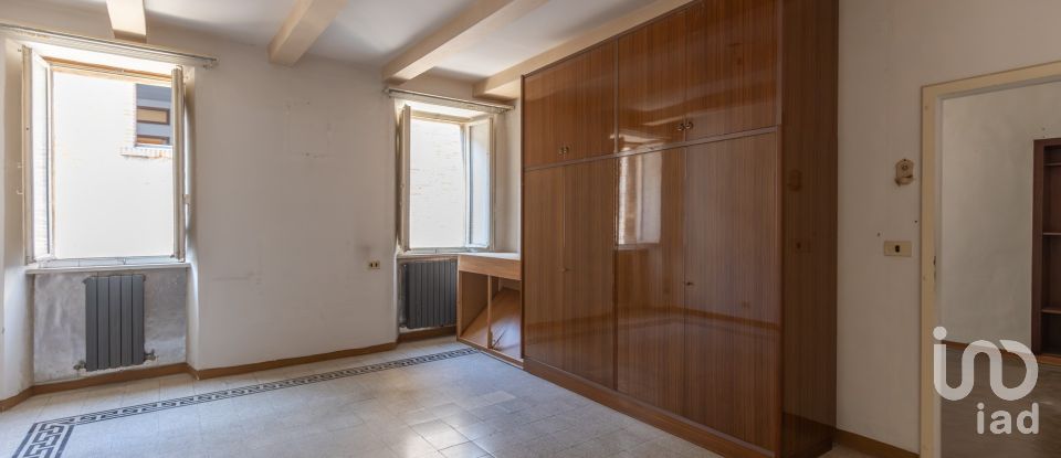 Apartment 5 rooms of 93 m² in Osimo (60027)