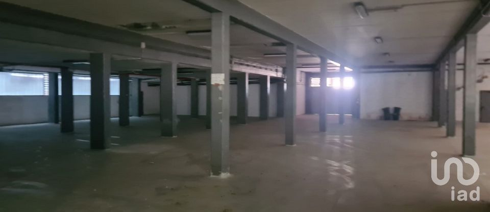 Posto auto/Box di 1.700 m² in Bari (70126)