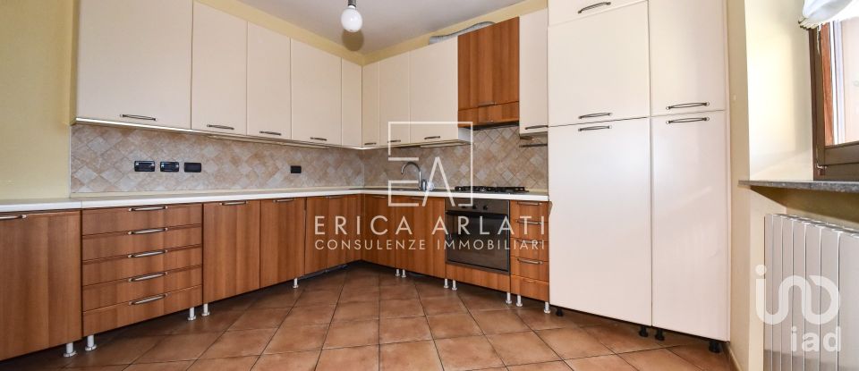 Appartamento 7 locali di 115 m² a Valmorea (22070)