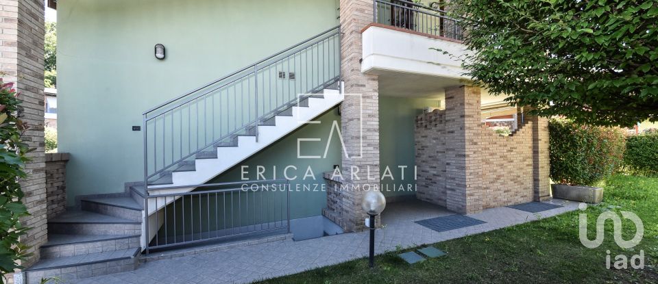 Appartamento 7 locali di 115 m² a Valmorea (22070)