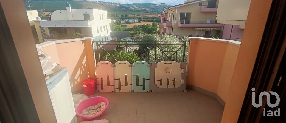 Appartamento 8 locali di 105 m² a Pineto (64025)