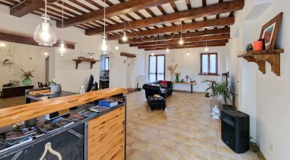 Villa 15 locali di 520 m² in Recanati (62019)