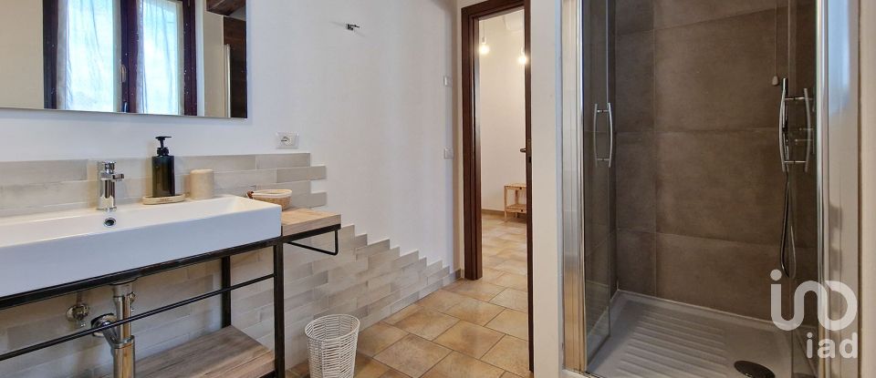 Villa 15 locali di 520 m² in Recanati (62019)