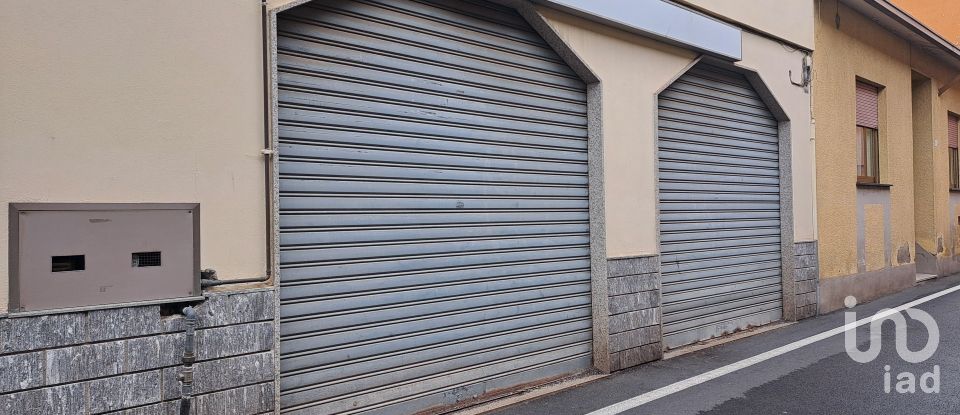 Negozio / locale commerciale di 39 m² in Rovello Porro (22070)