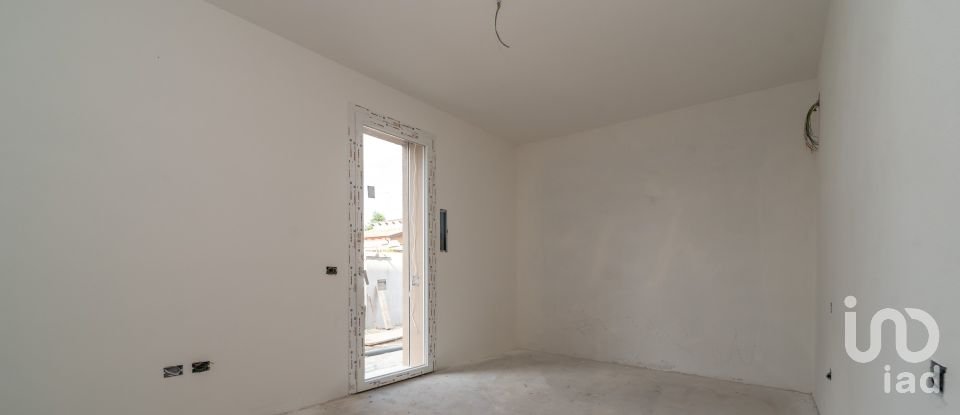 Four-room apartment of 140 m² in Padova (35125)