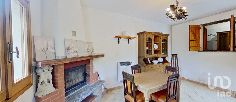 Casa 6 locali di 119 m² in Ovada (15076)