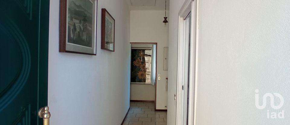 Appartamento 5 locali di 120 m² a Laveno-Mombello (21014)