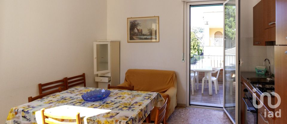 Casa 7 locali di 186 m² in Tortoreto (64018)