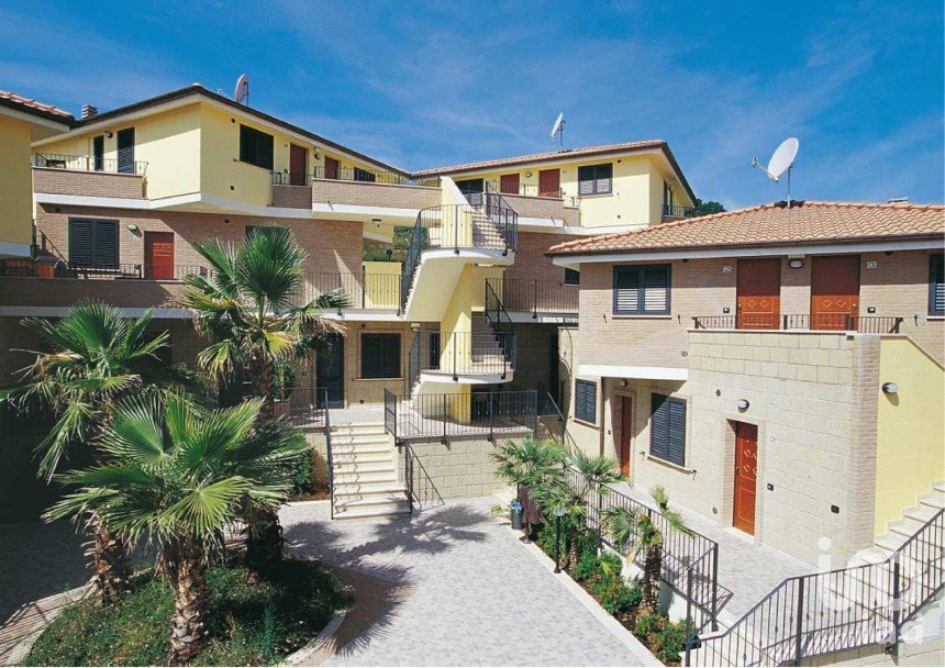 Four-room apartment of 67 m² in Tortoreto (64018)