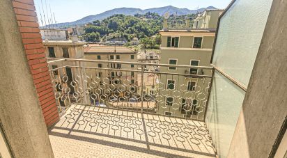 Appartamento 7 locali di 115 m² a Genova (16131)