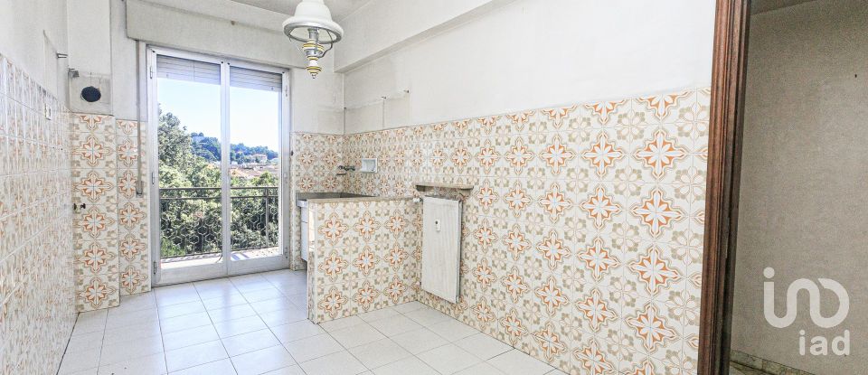 Appartamento 7 locali di 115 m² a Genova (16131)