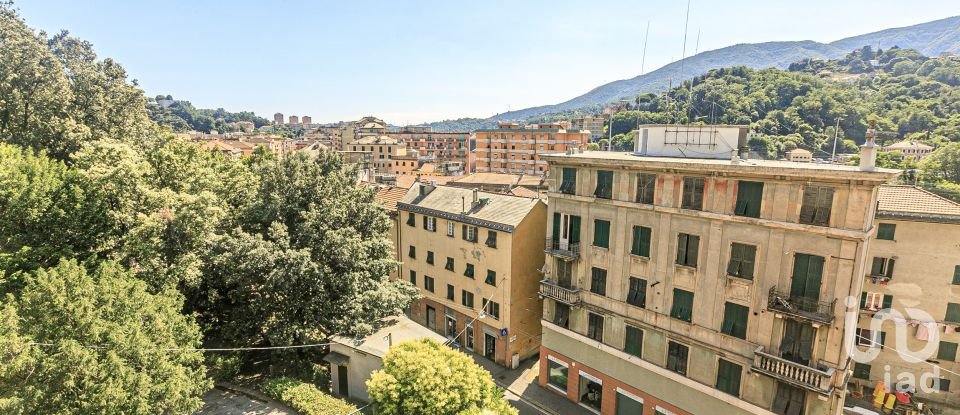 Appartamento 7 locali di 115 m² a Genova (16131)