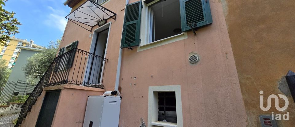 Town house 5 rooms of 81 m² in Genova (16133)