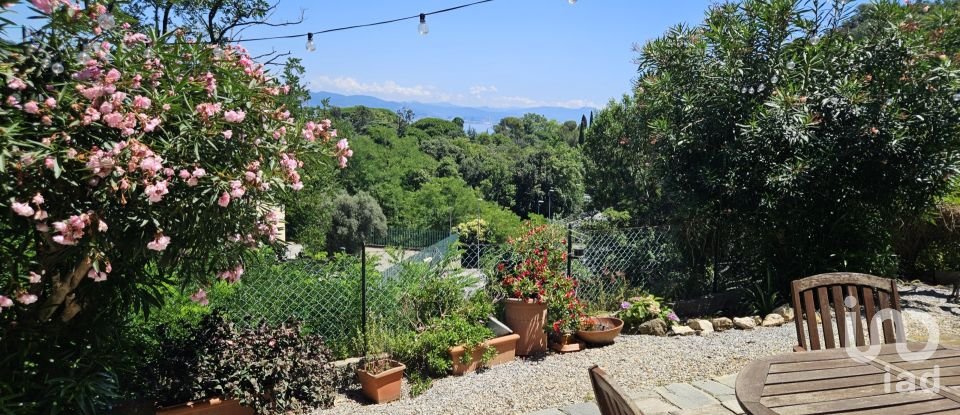 Appartamento 8 locali di 165 m² a Arenzano (16011)