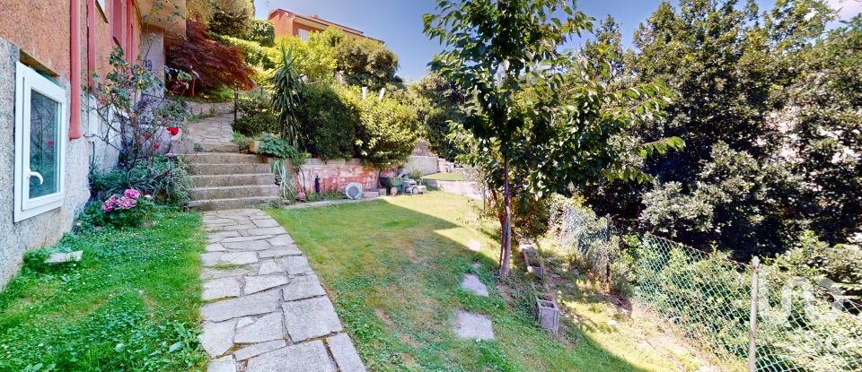 Appartamento 8 locali di 165 m² a Arenzano (16011)