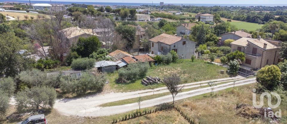 Terreno di 640 m² in Sant'Elpidio a Mare (63811)