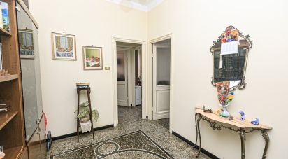 Four-room apartment of 110 m² in Genova (16149)
