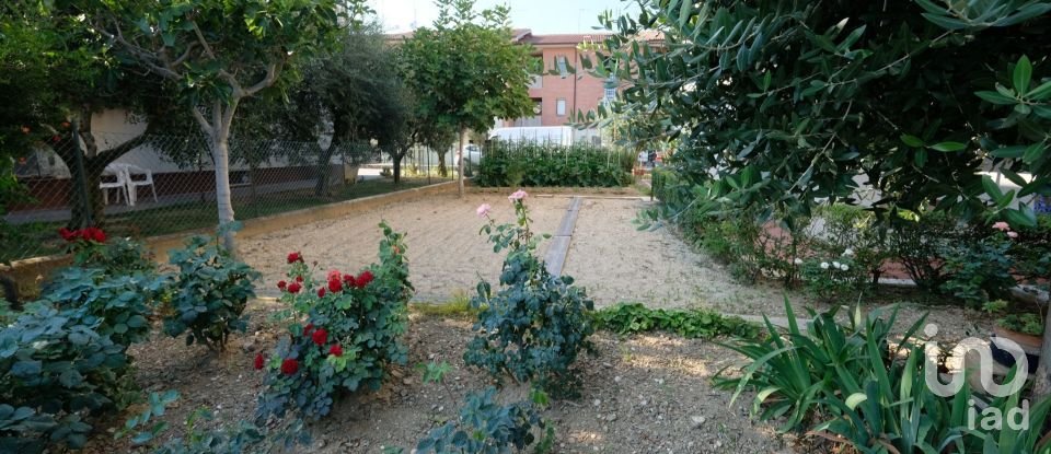 Appartamento 9 locali di 240 m² a Castelbellino (60030)