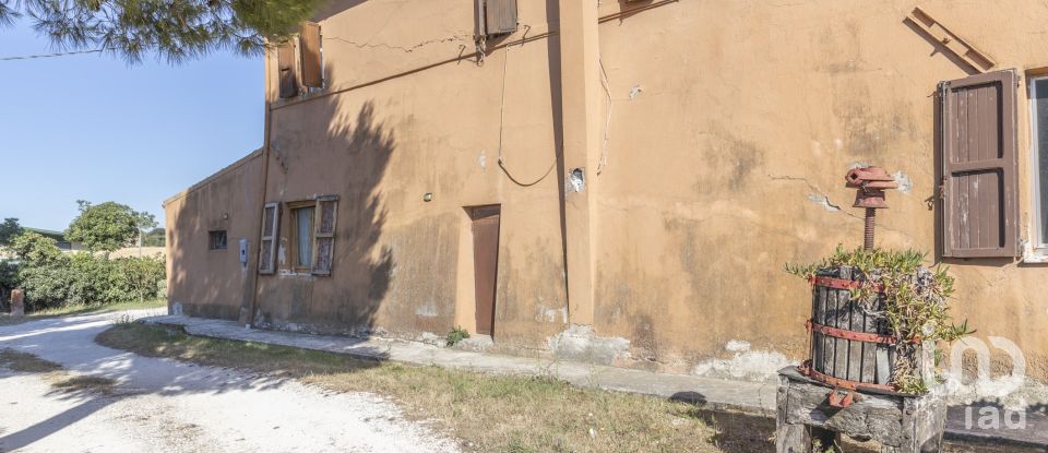 Four-room apartment of 85 m² in Montemarciano (60018)