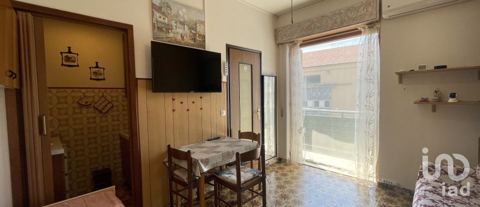 One-room apartment of 25 m² in Borghetto Santo Spirito (17052)