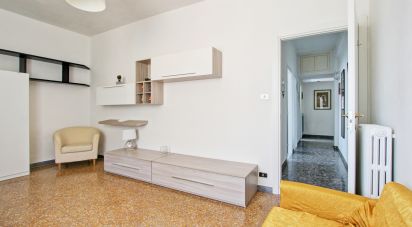 Two-room apartment of 70 m² in Roma (00179)